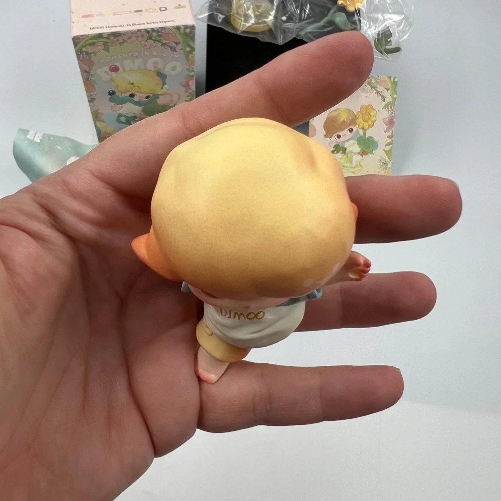 POP MART DIMOO Moments in Bloom Falling into Flowers Figure Confirmed Blind Box